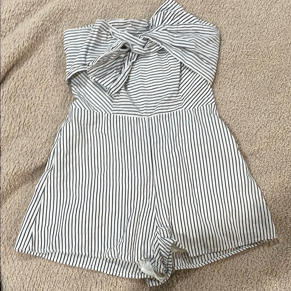 Anna Grace Striped Sleeveless Romper